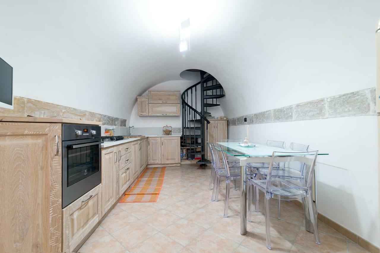 Casa Dei Puffi In Salento Villa มูโร เลกเชเซ ภายนอก รูปภาพ